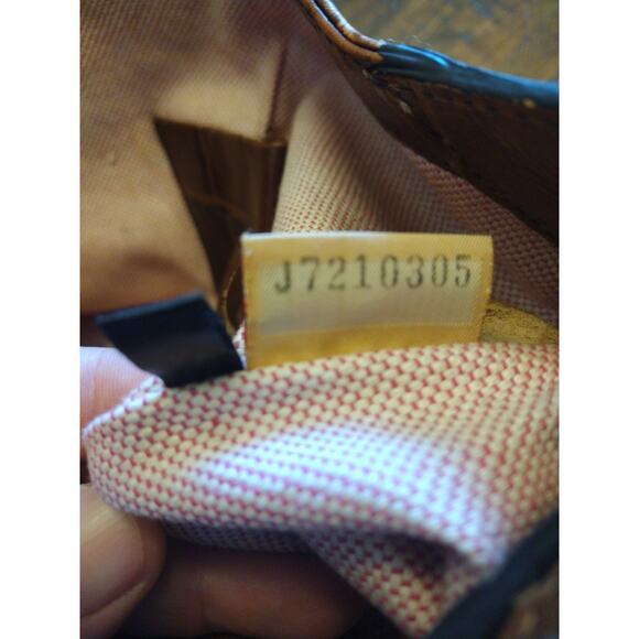 Matching Dooney & Bourke Croc Embossed Cognac Leather Med Cinzia Bag & Wallet - Picture 9 of 13